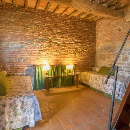 Locazione Turistica Borgo Monticelli-14 *